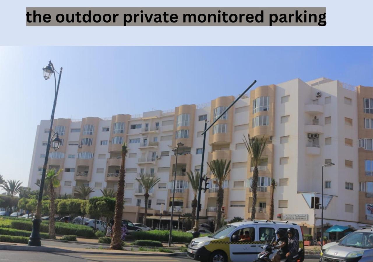 Appartement Julia Au Centre Ville Agadir Dans Residence Borj Dalat エクステリア 写真